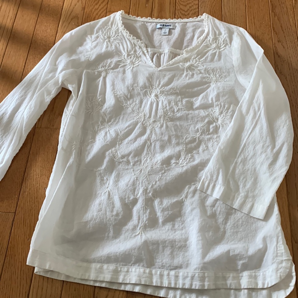 Old Navy blouse - size Small